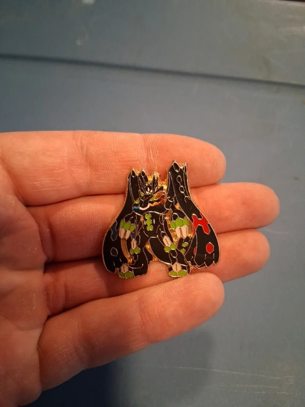 Pokemon Enamel Pin - Picture 1 of 1